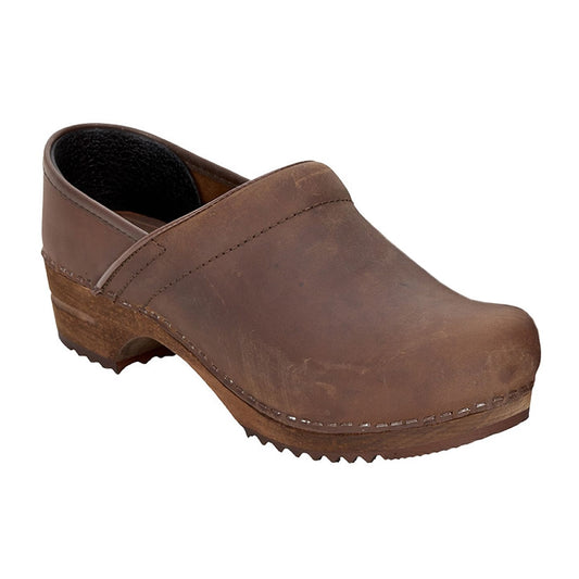Sanita Classic Closed Clogs in Antique Brown (1201005)
